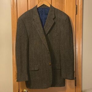 Sophisticated Harris Tweed Sport Coat for Men